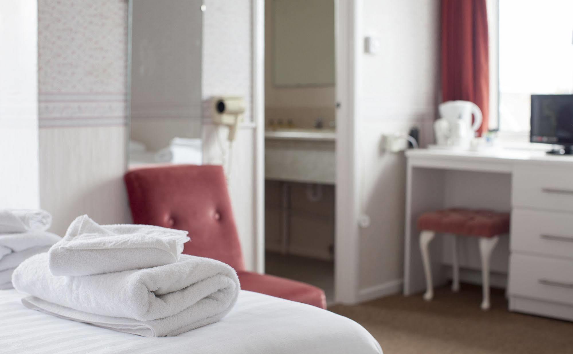 The Wight Bay Hotel - Isle Of Wight Sandown Εξωτερικό φωτογραφία